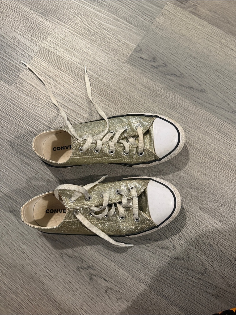 Converse Kids Glitter Low Top Sneakers in Gold